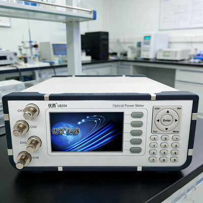 एक चार-चैनल ऑप्टिकल पावर मीटर यूएसबी और आरएस232 डेटा इंटरफेस के साथ